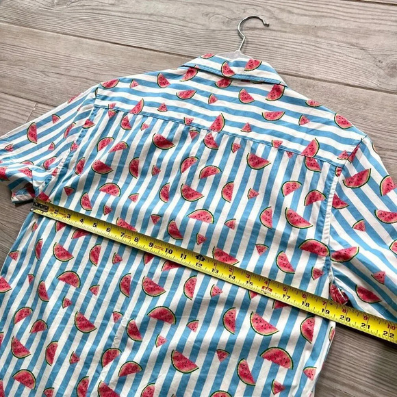 Fun Blue Striped Watermelon Print Casual Button Down Shirt Short‎ Sleeves Size M - Picture 5 of 6